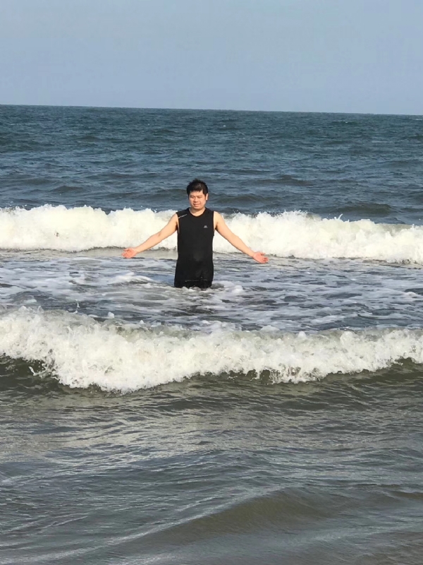 TS杰的第一张照片--揭阳相亲服务中心