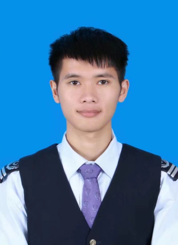 一头奔跑的熊的第一张照片--揭阳相亲服务中心