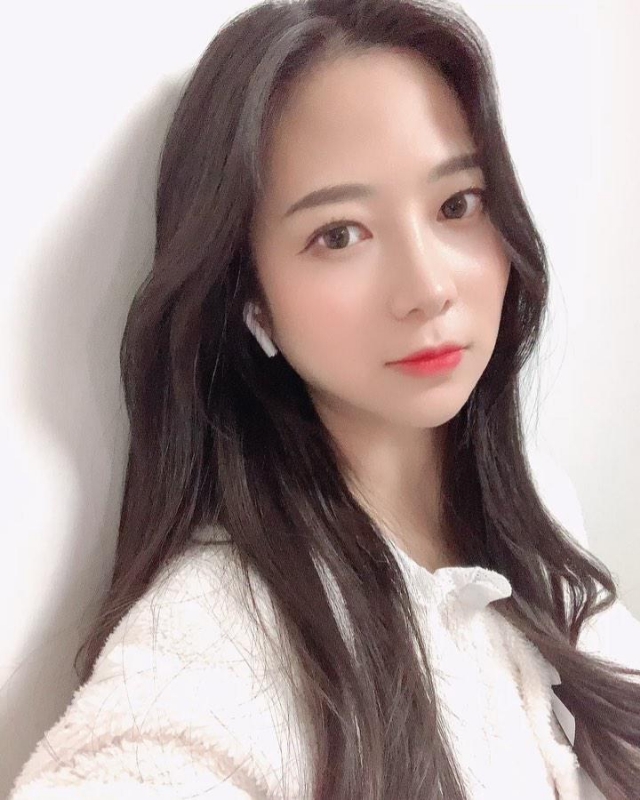 夢怡..的第一张照片--揭阳相亲服务中心