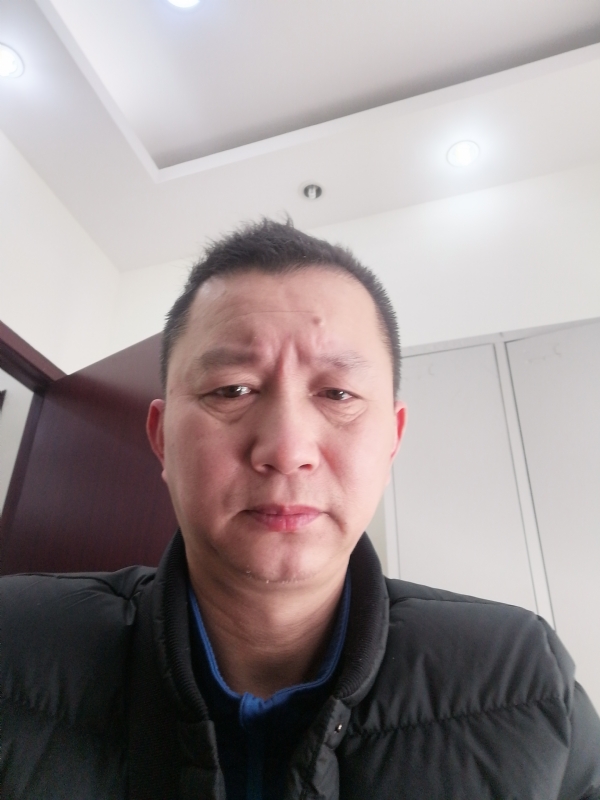 相视而笑的第一张照片--揭阳相亲服务中心