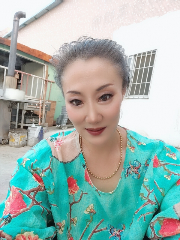 燕子的第三张照片--揭阳相亲服务中心