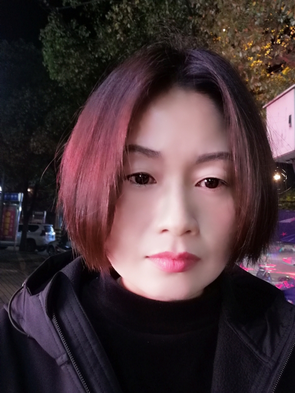 风中百合的第一张照片--揭阳相亲服务中心