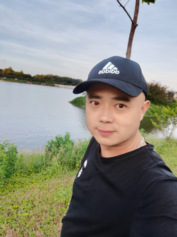 石头哥的第一张照片--揭阳相亲服务中心