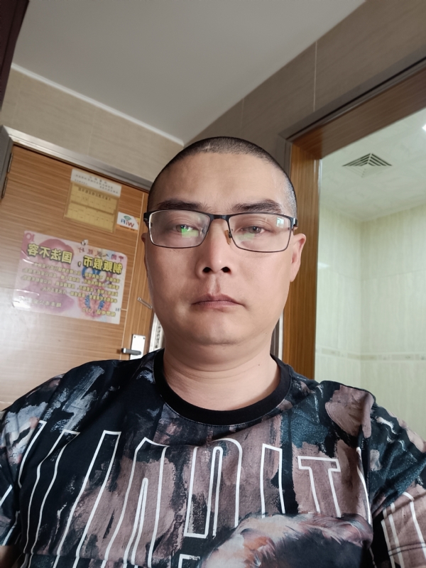 心梦无痕的第一张照片--揭阳相亲服务中心