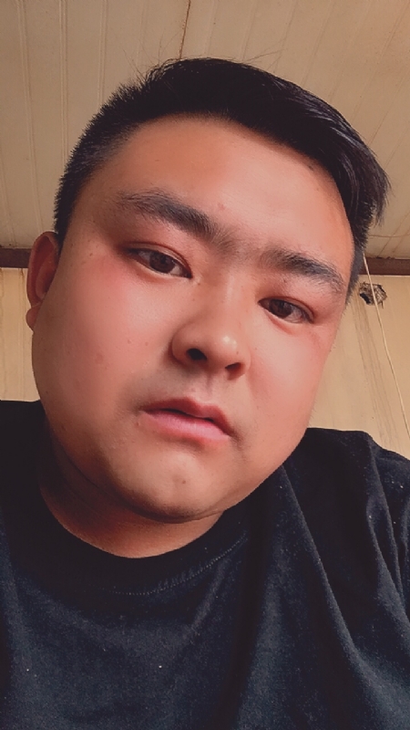 爱我所爱的第一张照片--揭阳相亲服务中心