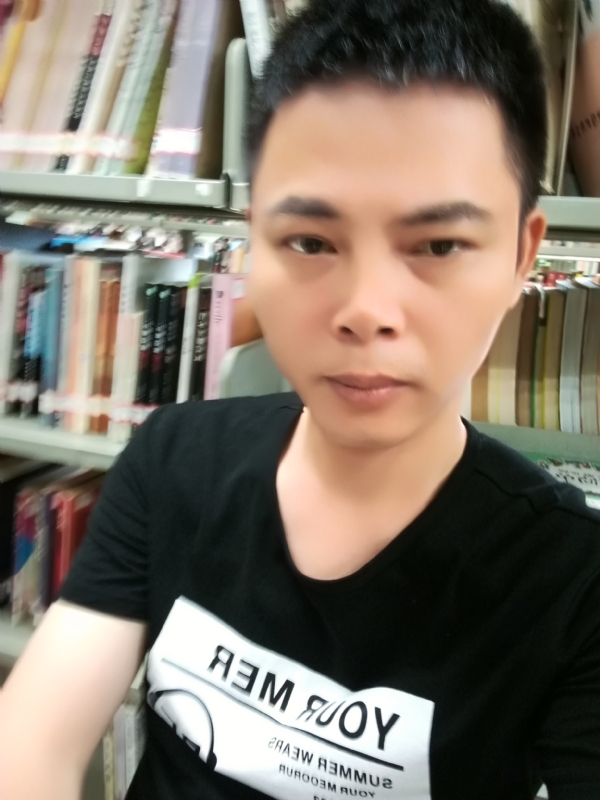 青青子衿的第一张照片--揭阳相亲服务中心