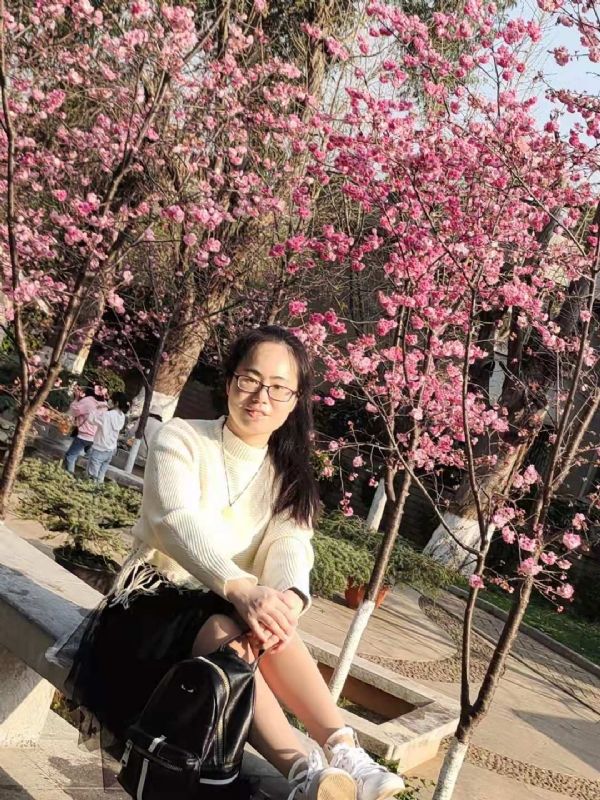 Nancy的第一张照片--揭阳相亲服务中心