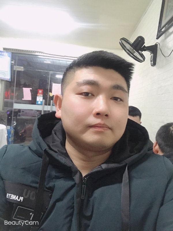 回忆是个小孩的第一张照片--揭阳相亲服务中心