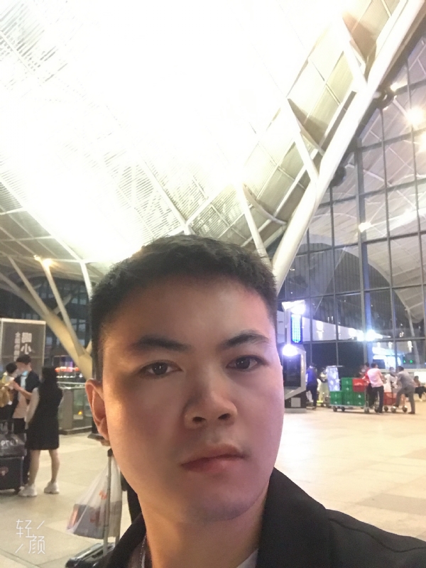 骑马的快乐的第一张照片--揭阳相亲服务中心