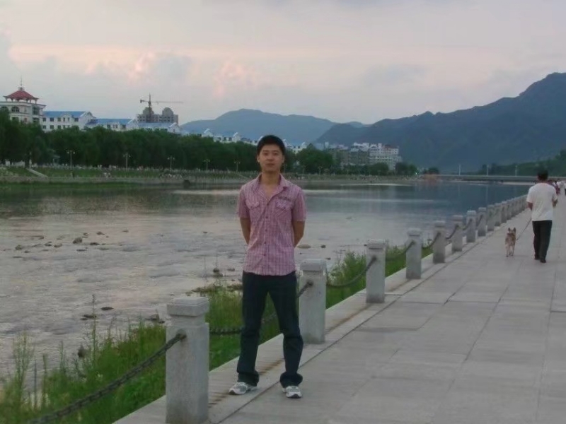 王王的第一张照片--揭阳相亲服务中心