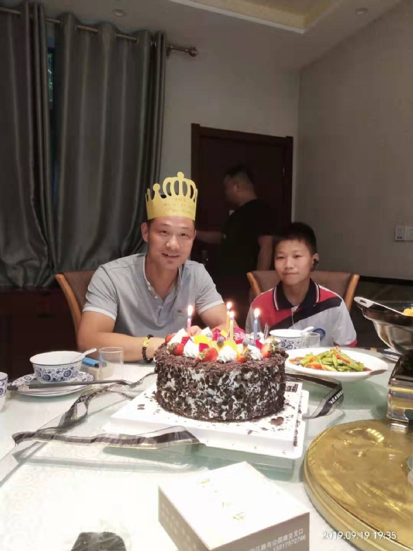 孤独的狼的第一张照片--揭阳相亲服务中心