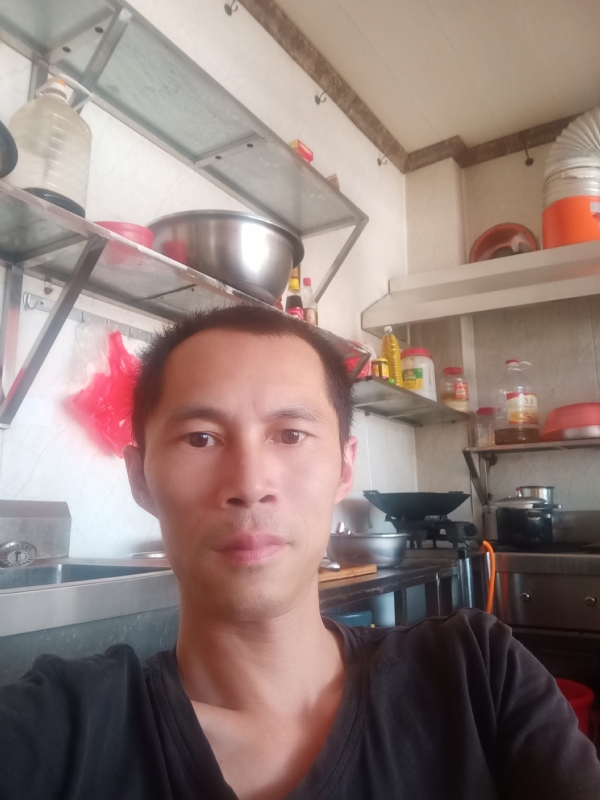 生活还在继续的第一张照片--揭阳相亲服务中心