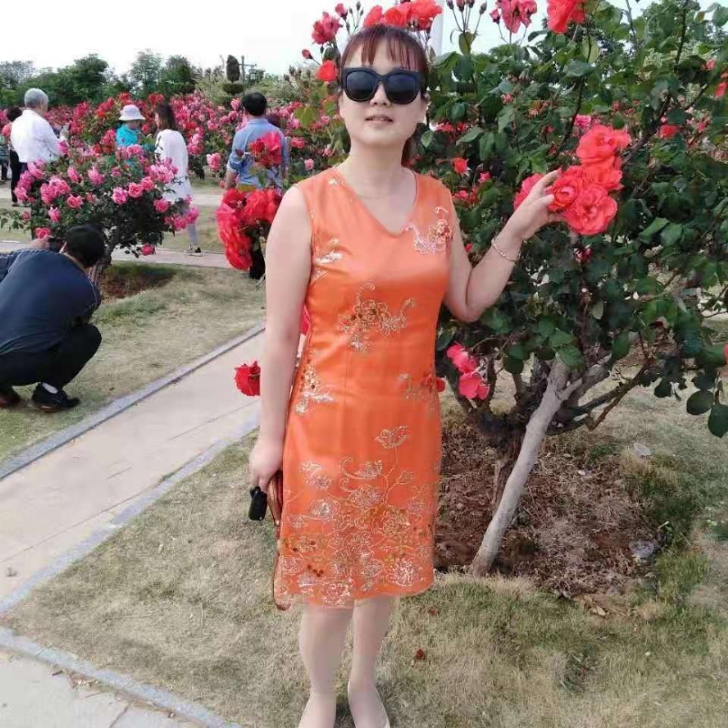 yunerfei的第一张照片--揭阳相亲服务中心