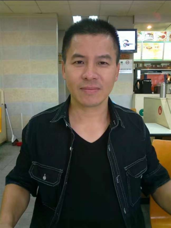 享受孤独的第一张照片--揭阳相亲服务中心