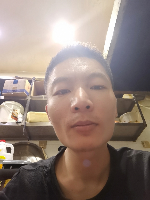 邹先生的第二张照片--揭阳相亲服务中心