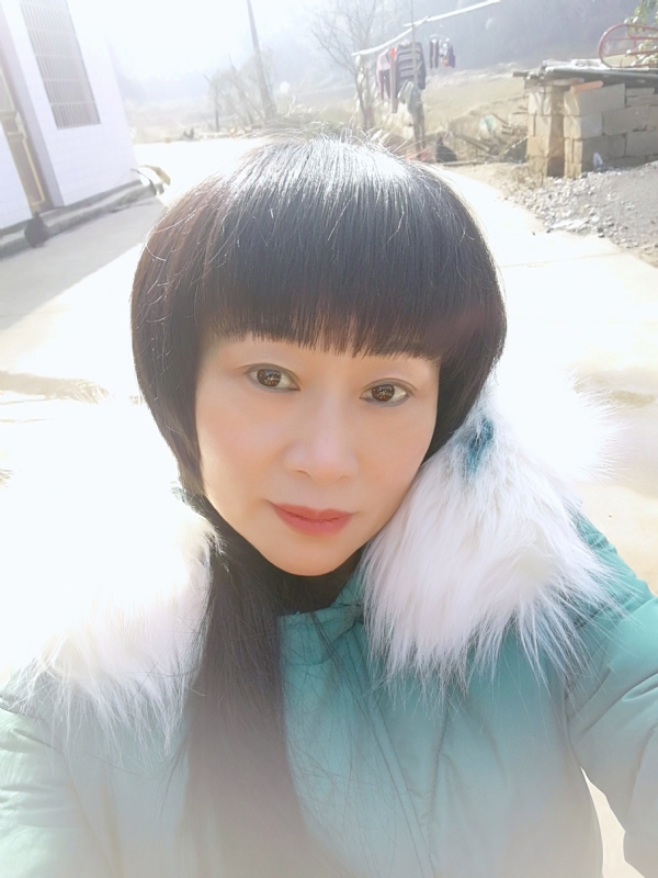 金鱼儿的第一张照片--揭阳相亲服务中心