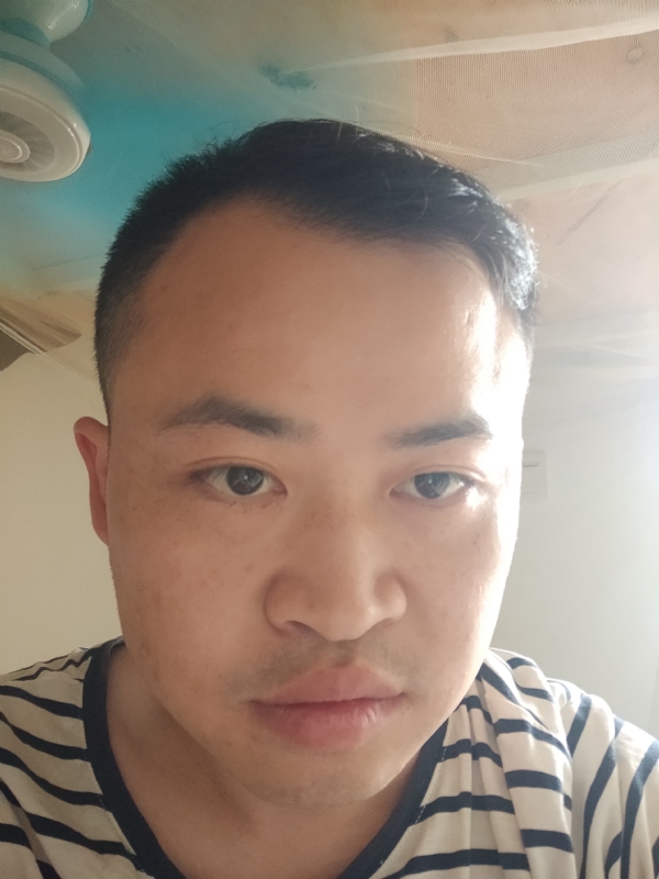 一切随缘的第一张照片--揭阳相亲服务中心