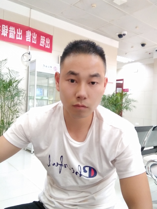 小少的第二张照片--揭阳相亲服务中心