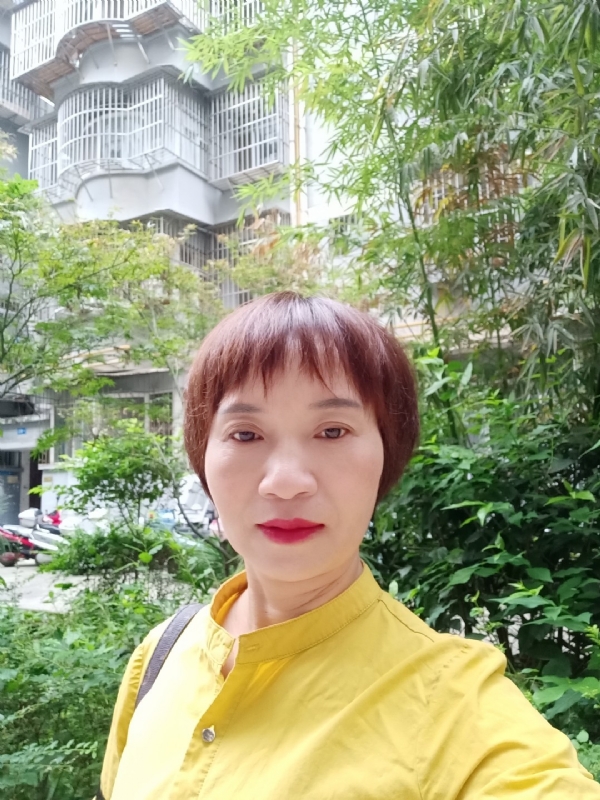 小瓶子的第二张照片--揭阳相亲服务中心