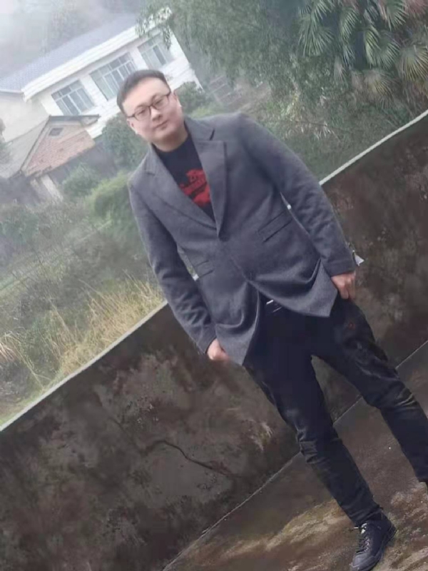 冰城的第一张照片--揭阳相亲服务中心