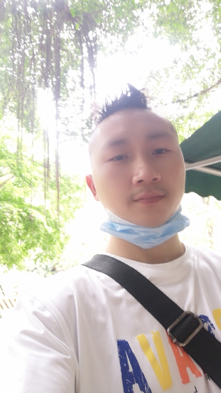 守望幸福的第一张照片--揭阳相亲服务中心