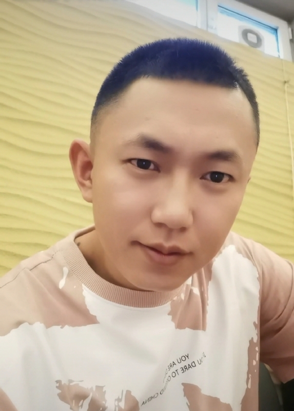 爱意随风起的第一张照片--揭阳相亲服务中心