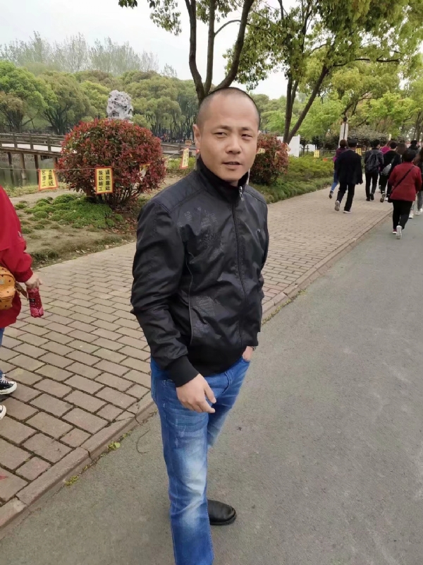 傻子的第一张照片--揭阳相亲服务中心