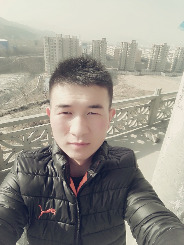 兵心依旧的第一张照片--揭阳相亲服务中心