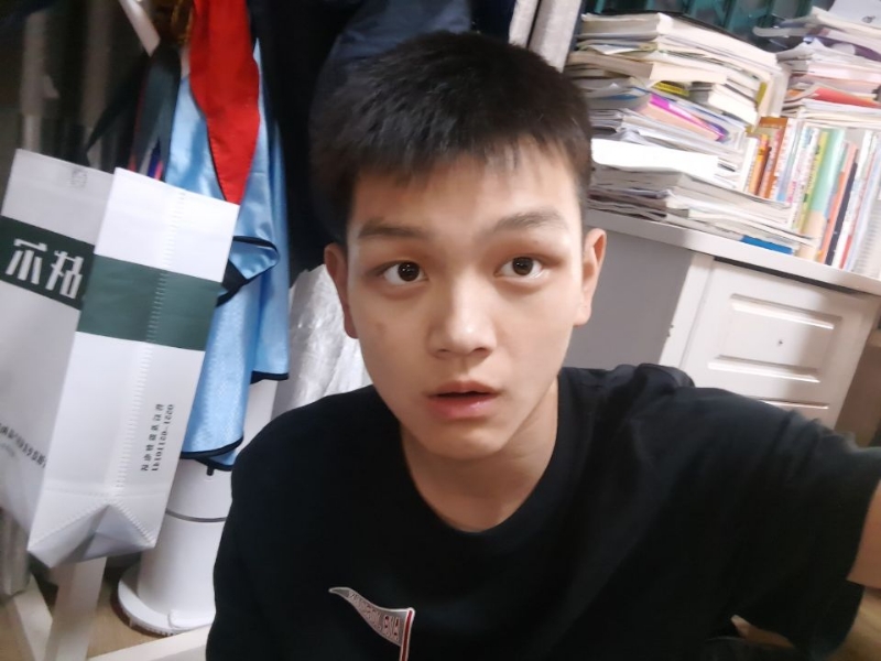 找人月的第一张照片--揭阳相亲服务中心