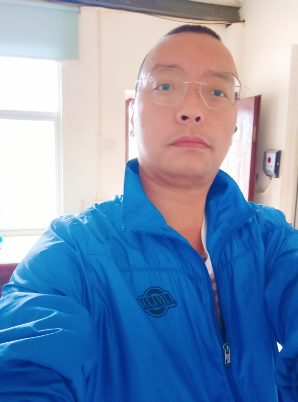 通海混混的第一张照片--揭阳相亲服务中心