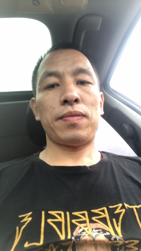 迷茫的第一张照片--揭阳相亲服务中心