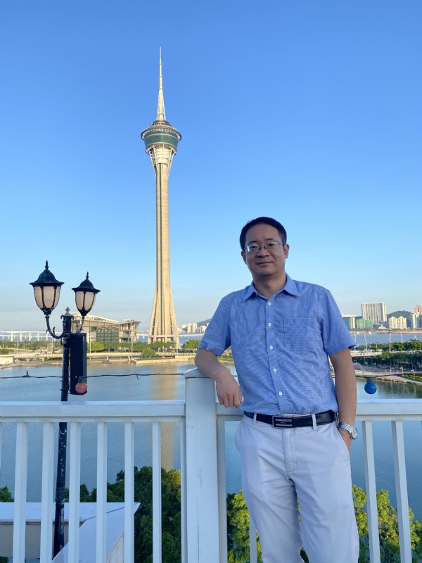 Yangyi的第三张照片--揭阳相亲服务中心