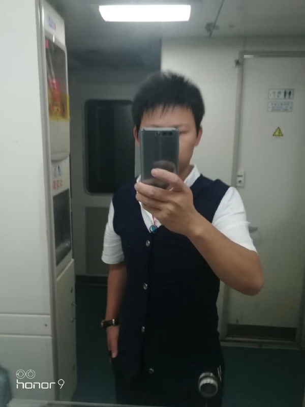 阳光下de幸福的第一张照片--揭阳相亲服务中心