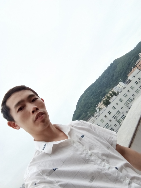 会飞的鱼的第一张照片--揭阳相亲服务中心