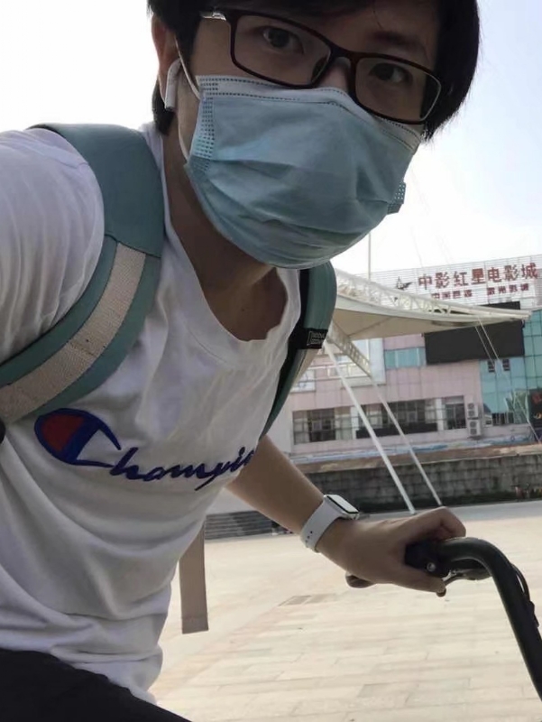 丁先生的第二张照片--揭阳相亲服务中心