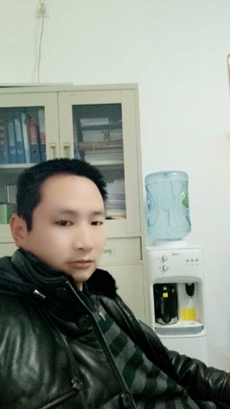 蓝色棒棒糖的第一张照片--揭阳相亲服务中心