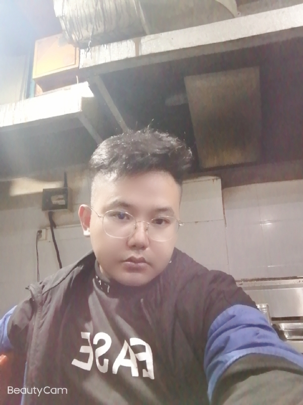 棒哥的第一张照片--揭阳相亲服务中心