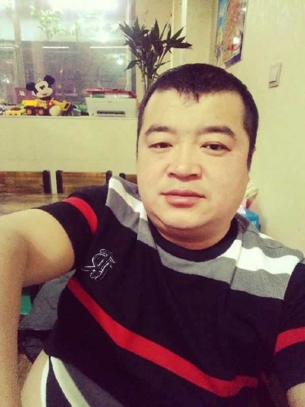 老实人的第一张照片--揭阳相亲服务中心