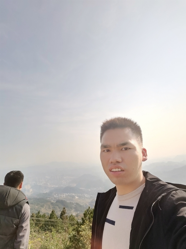 小学生的第二张照片--揭阳相亲服务中心