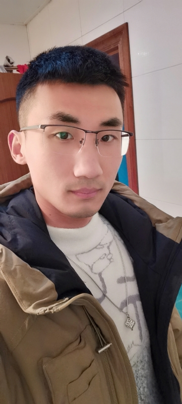 闯红灯吐泡泡的第一张照片--揭阳相亲服务中心