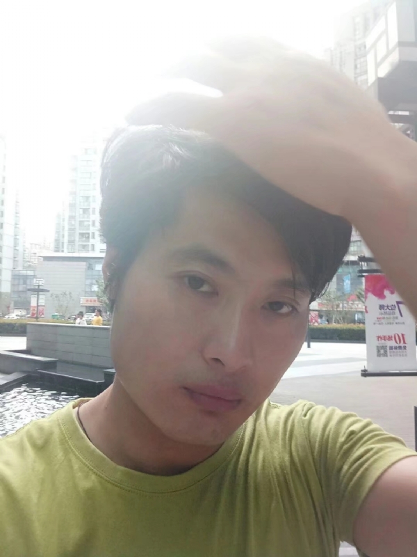 钢铁侠的第一张照片--揭阳相亲服务中心