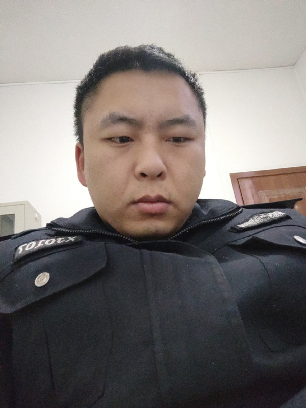 好纠结的第一张照片--揭阳相亲服务中心