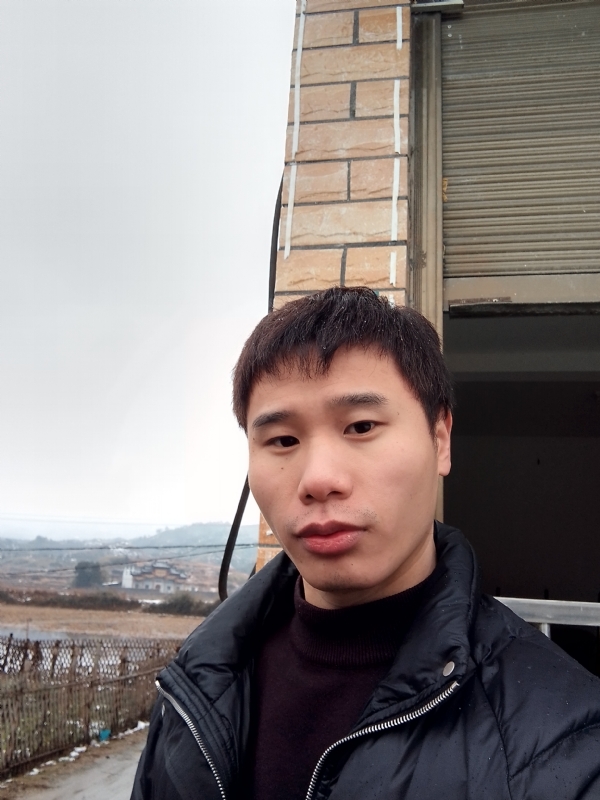 银色的羽翼的第一张照片--揭阳相亲服务中心