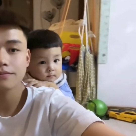 嘻嘻嘻的第一张照片--揭阳相亲服务中心