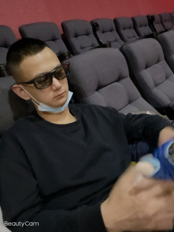 小五的第三张照片--揭阳相亲服务中心