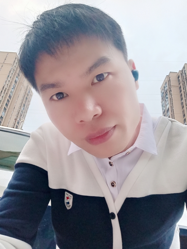 雨霁月清风的第一张照片--揭阳相亲服务中心