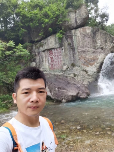 愿得一人心的第一张照片--揭阳相亲服务中心