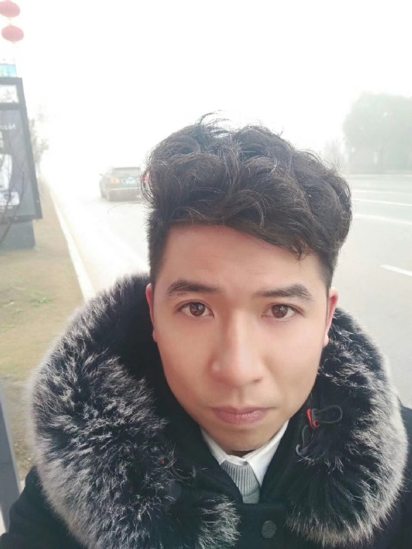 开心快乐每一天的第一张照片--揭阳相亲服务中心