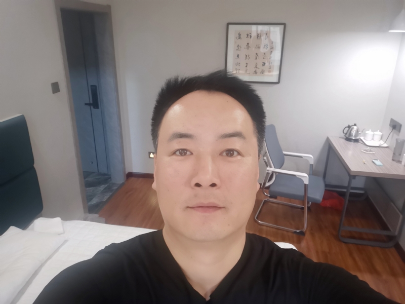 莫待花落空折枝的第一张照片--揭阳相亲服务中心