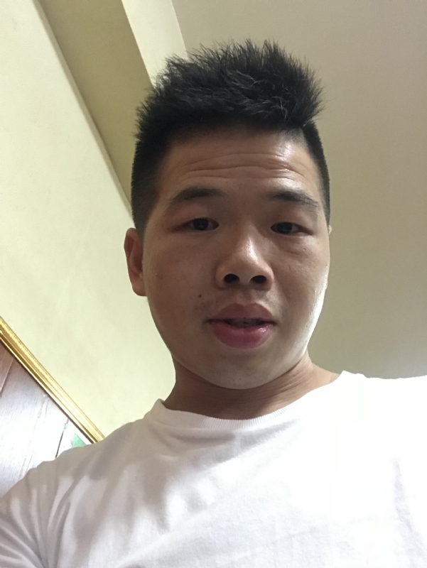 爱请简单点的第一张照片--揭阳相亲服务中心